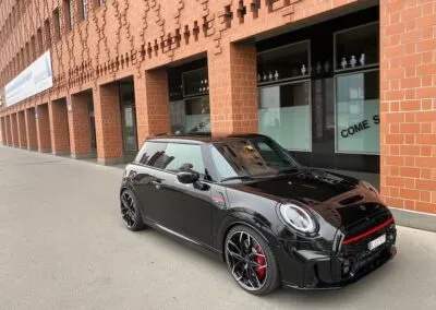 Mini JCW von Alain Grogg, Fahrschulauto mit Handschaltung