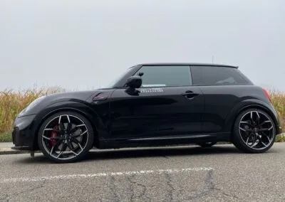 Mini JCW von Alain Grogg im Seitenprofil